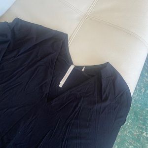 Aritzia tunic top